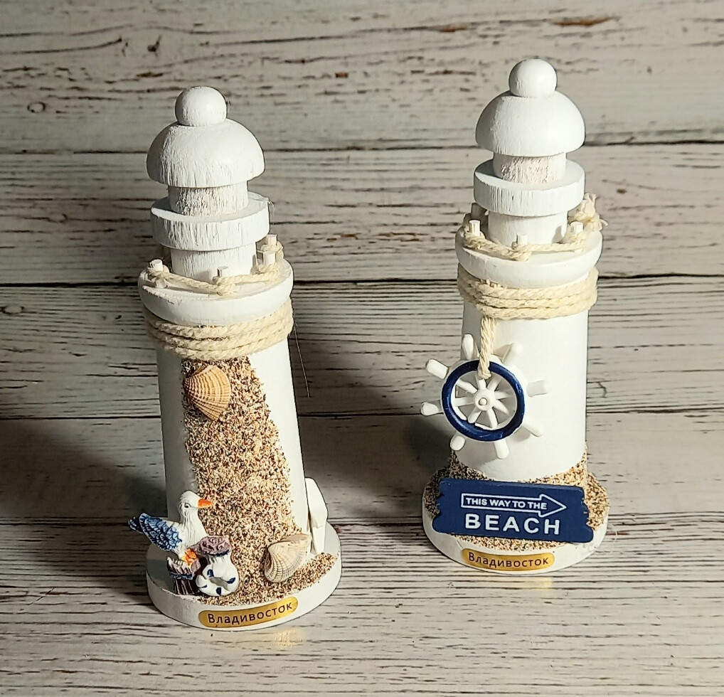 Маяк дерево белый средний